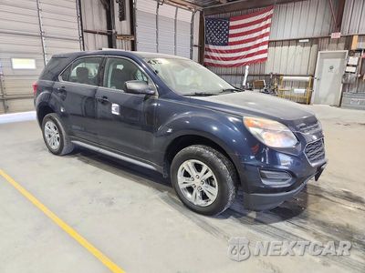 Czwarte zdjęcie samochodu z boku: 2017 CHEVROLET EQUINOX LS VIN:2GNALBEK1H1614483 - miniatura