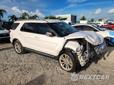 Czwarte zdjęcie samochodu z boku: 2019 FORD EXPLORER XLT VIN:1FM5K7D87KGB34874 - miniatura