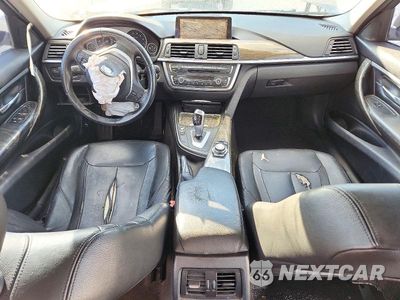 Zdjęcie 8 z 12 samochodu: 2013 BMW 328 I VIN:WBA3A5G52DNP20897 - miniatura