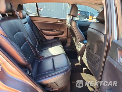 Zdjęcie 11 z 13 samochodu: 2017 KIA SPORTAGE EX VIN:KNDPN3AC5H7032262 - miniatura