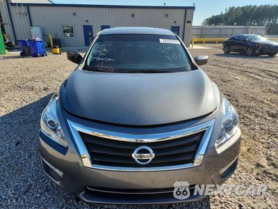Piąte zdjęcie samochodu w środku: 2015 NISSAN ALTIMA 2.5 S VIN:1N4AL3AP0FN388356 - miniatura