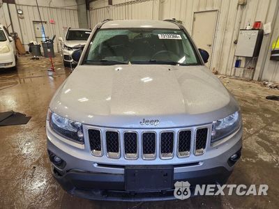 Piąte zdjęcie samochodu w środku: 2016 JEEP COMPASS SPORT VIN:1C4NJCBA0GD743612 - miniatura