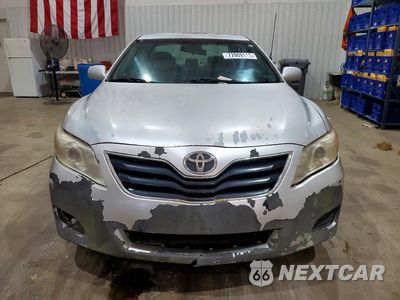 Piąte zdjęcie samochodu w środku: 2011 TOYOTA CAMRY BASE VIN:4T1BF3EK3BU633005 - miniatura