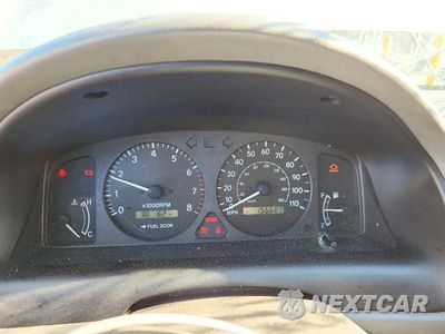 Zdjęcie 9 z 12 samochodu: 2002 TOYOTA COROLLA LE VIN:2T1BR12E92C564395 - miniatura