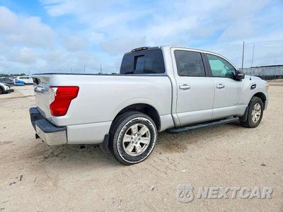 Trzecie zdjęcie samochodu z tyłu: 2017 NISSAN TITAN SV VIN:1N6AA1EK2HN518012 - miniatura