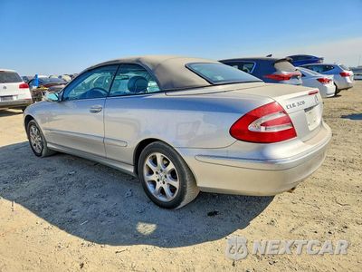 Drugie zdjęcie samochodu z przodu: 2004 MERCEDES-BENZ CLK 320 VIN:WDBTK65G44T021632 - miniatura