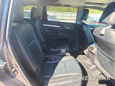 Zdjęcie 11 z 13 samochodu: 2019 TOYOTA HIGHLANDER XLE VIN:5TDKZRFH7KS366571 - miniatura