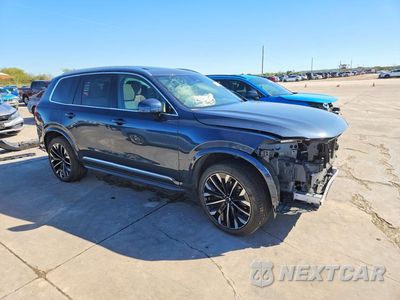 Czwarte zdjęcie samochodu z boku: 2026 VOLVO XC90 PLUS VIN:YV4062PE9T1512573 - miniatura