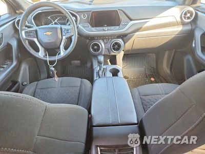 Zdjęcie 9 z 14 samochodu: 2021 CHEVROLET BLAZER 2LT VIN:3GNKBHR49MS520579 - miniatura