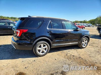 Trzecie zdjęcie samochodu z tyłu: 2017 FORD EXPLORER XLT VIN:1FM5K8D81HGB13100 - miniatura