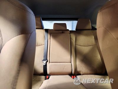 Zdjęcie 10 z 13 samochodu: 2019 TOYOTA RAV4 XLE VIN:2T3P1RFV3KC049986 - miniatura
