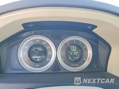 Zdjęcie 9 z 13 samochodu: 2011 VOLVO XC70 T6 VIN:YV4902BZ0B1116419 - miniatura