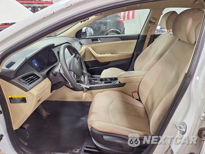 Zdjęcie 7 z 12 samochodu: 2016 HYUNDAI SONATA SE VIN:5NPE24AFXGH356561 - miniatura