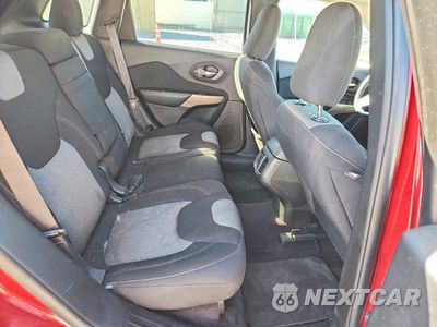 Zdjęcie 11 z 13 samochodu: 2017 JEEP CHEROKEE SPORT VIN:1C4PJLAB4HW617827 - miniatura