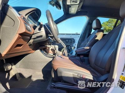 Zdjęcie 7 z 13 samochodu: 2016 BMW X1 XDRIVE28I VIN:WBXHT3C31GP888795 - miniatura