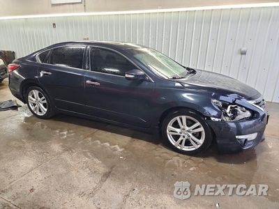 Czwarte zdjęcie samochodu z boku: 2015 NISSAN ALTIMA 3.5 SL VIN:1N4BL3APXFC595241 - miniatura