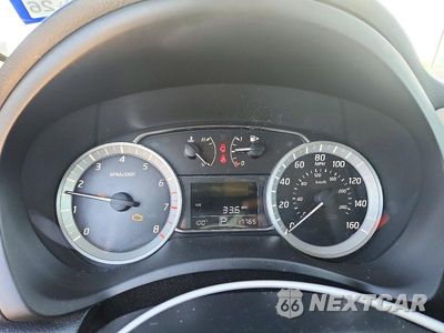 Zdjęcie 9 z 12 samochodu: 2015 NISSAN SENTRA SV VIN:3N1AB7AP0FL633325 - miniatura