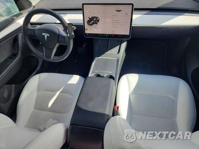 Zdjęcie 8 z 13 samochodu: 2024 TESLA MODEL Y VIN:7SAYGDEE5RF193435 - miniatura