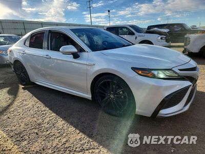 Czwarte zdjęcie samochodu z boku: 2021 TOYOTA CAMRY XSE VIN:4T1K31AK2MU552308 - miniatura