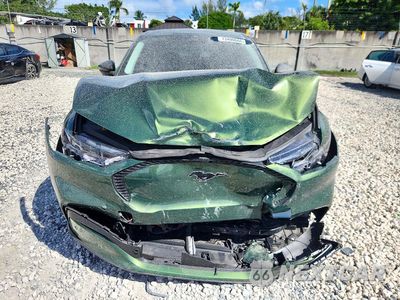 Piąte zdjęcie samochodu w środku: 2025 FORD MUSTANG MACH-E SELECT VIN:3FMTK1R46SMA22695 - miniatura