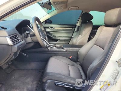 Zdjęcie 7 z 12 samochodu: 2019 HONDA ACCORD LX VIN:1HGCV1F12KA045606 - miniatura