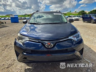 Piąte zdjęcie samochodu w środku: 2018 TOYOTA RAV4 LE VIN:2T3ZFREV9JW464027 - miniatura