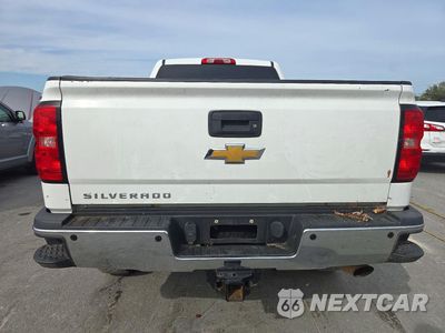 Zdjęcie 6 z 12 samochodu: 2015 CHEVROLET SILVERADO K2500 HEAVY DUTY VIN:1GC2KUEG7FZ537422 - miniatura