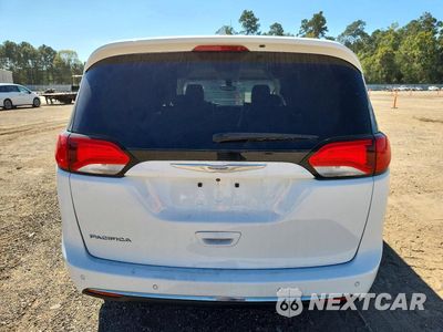 Zdjęcie 6 z 13 samochodu: 2017 CHRYSLER PACIFICA TOURING L VIN:2C4RC1BG6HR634073 - miniatura