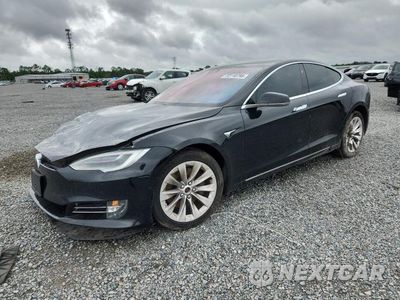 2018 TESLA MODEL S 5YJSA1E2XJF248734 - główne zdjęcie licytacji z USA - miniatura