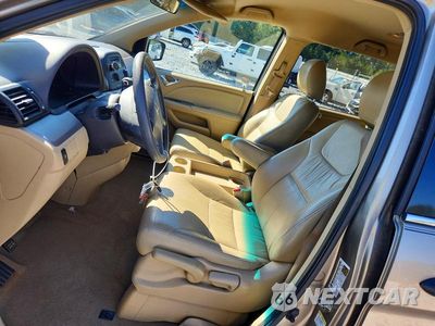 Zdjęcie 7 z 13 samochodu: 2010 HONDA ODYSSEY LX VIN:5FNRL3H25AB062678 - miniatura