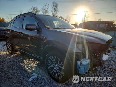 Czwarte zdjęcie samochodu z boku: 2018 MITSUBISHI OUTLANDER SPORT SEL VIN:JA4AR4AW4JU021216 - miniatura