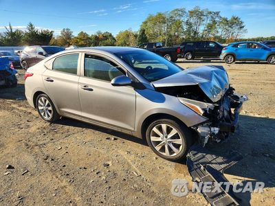 Czwarte zdjęcie samochodu z boku: 2021 HYUNDAI ACCENT SE VIN:3KPC24A63ME135696 - miniatura