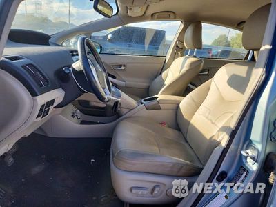 Zdjęcie 7 z 12 samochodu: 2012 TOYOTA PRIUS FOUR VIN:JTDKN3DU5C5383143 - miniatura
