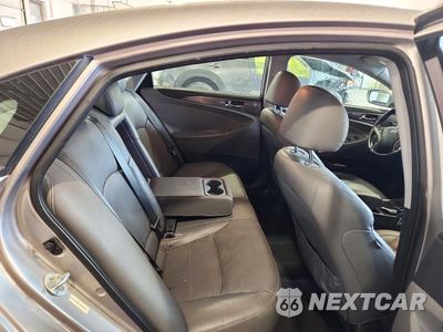 Zdjęcie 10 z 12 samochodu: 2012 HYUNDAI SONATA HYBRID VIN:KMHEC4A48CA036180 - miniatura