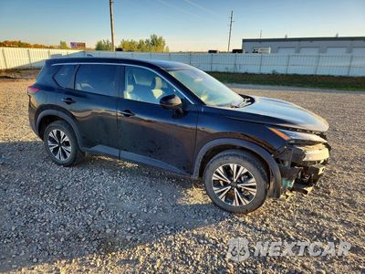 Czwarte zdjęcie samochodu z boku: 2022 NISSAN ROGUE SV VIN:5N1BT3BB1NC692674 - miniatura