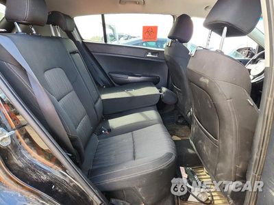 Zdjęcie 11 z 13 samochodu: 2021 KIA SPORTAGE LX VIN:KNDPMCAC8M7915401 - miniatura