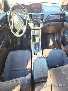 Zdjęcie 8 z 12 samochodu: 2015 HONDA ACCORD SPORT VIN:1HGCR2F50FA051097 - miniatura