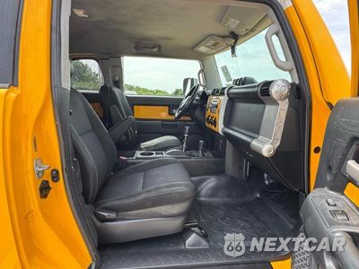 Piąte zdjęcie samochodu w środku: 2007 TOYOTA FJ CRUISER BASE VIN:JTEBU11FX70045071 - miniatura