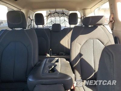 Zdjęcie 10 z 13 samochodu: 2021 CHRYSLER VOYAGER LX VIN:2C4RC1CG9MR557174 - miniatura
