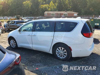 Drugie zdjęcie samochodu z przodu: 2019 CHRYSLER PACIFICA TOURING PLUS VIN:2C4RC1FGXKR738261 - miniatura