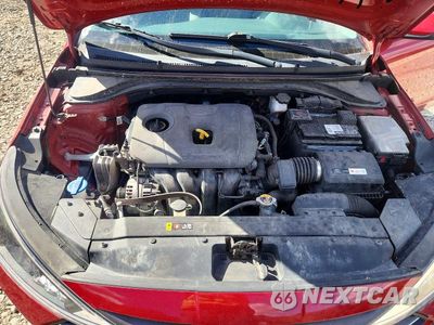 Zdjęcie 11 z 12 samochodu: 2019 HYUNDAI ELANTRA SE VIN:5NPD74LF2KH415461 - miniatura