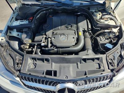 Zdjęcie 11 z 12 samochodu: 2012 MERCEDES-BENZ C 250 VIN:WDDGF4HB5CA632037 - miniatura
