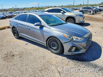 Czwarte zdjęcie samochodu z boku: 2019 HYUNDAI SONATA SEL VIN:5NPE34AF6KH814313 - miniatura