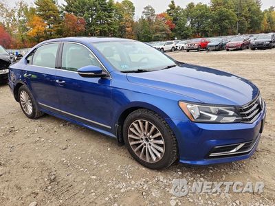 Czwarte zdjęcie samochodu z boku: 2016 VOLKSWAGEN PASSAT SE VIN:1VWBT7A39GC035031 - miniatura