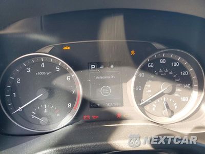 Zdjęcie 9 z 12 samochodu: 2018 HYUNDAI ELANTRA VALUE EDITION VIN:KMHD84LF6JU612811 - miniatura