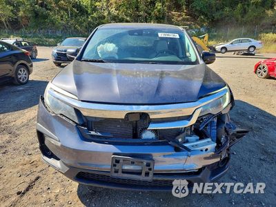 Piąte zdjęcie samochodu w środku: 2019 HONDA PILOT LX VIN:5FNYF6H16KB050567 - miniatura