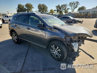 Czwarte zdjęcie samochodu z boku: 2016 TOYOTA RAV4 LE VIN:JTMZFREVXGJ061276 - miniatura