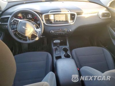 Zdjęcie 8 z 12 samochodu: 2019 KIA SORENTO LX V6 VIN:5XYPGDA50KG441796 - miniatura