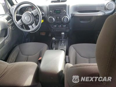 Zdjęcie 8 z 12 samochodu: 2015 JEEP WRANGLER UNLIMITED SPORT VIN:1C4BJWDGXFL551186 - miniatura