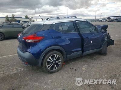 Trzecie zdjęcie samochodu z tyłu: 2019 NISSAN KICKS SV VIN:3N1CP5CUXKL470548 - miniatura